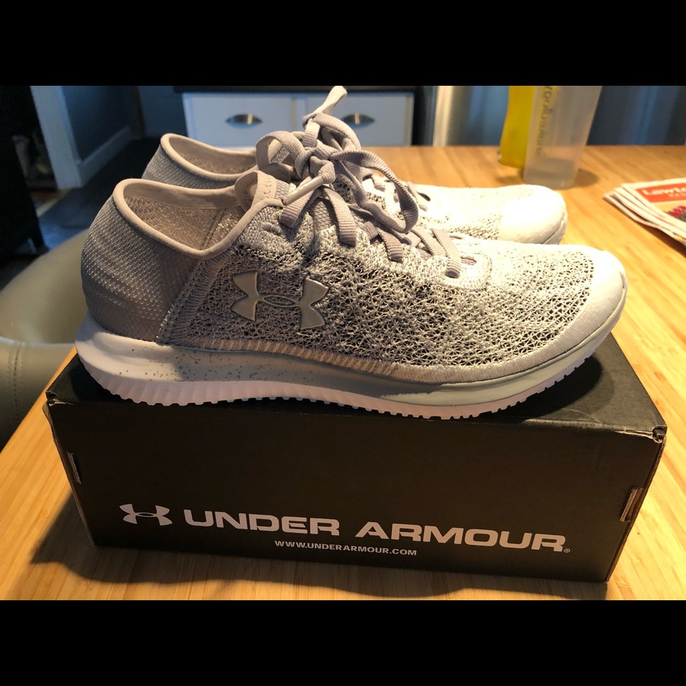 Under Armour UA sneakers in excellent condition